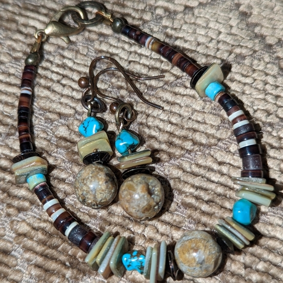 Quality Handmade earrings & bracelet set - Picture 9 of 13